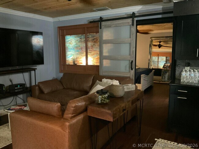 Building Photo - 11000 S Ocean Dr Unit 2-9