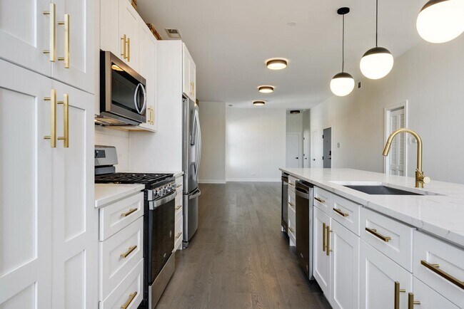 Photo - 06 - Mil 1371 LLC Unit 2