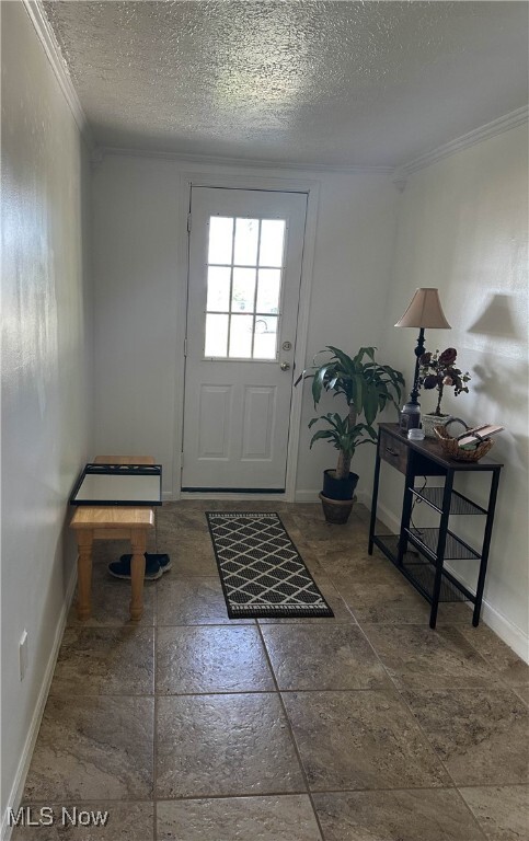 Photo - 558 Frost Rd