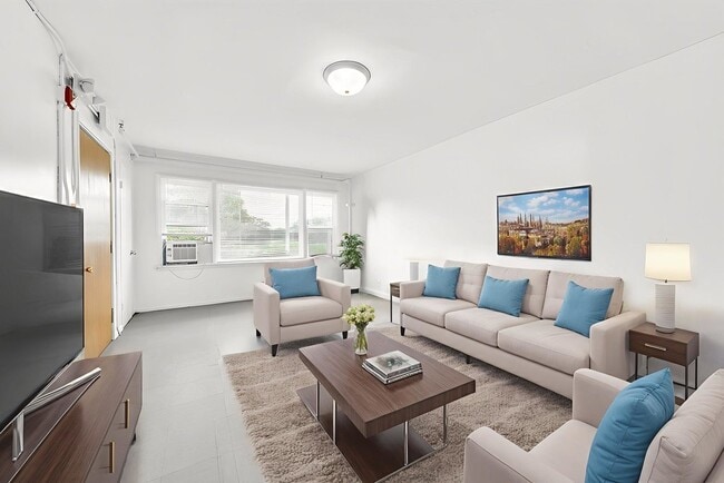 Photo - 16052 Halsted St