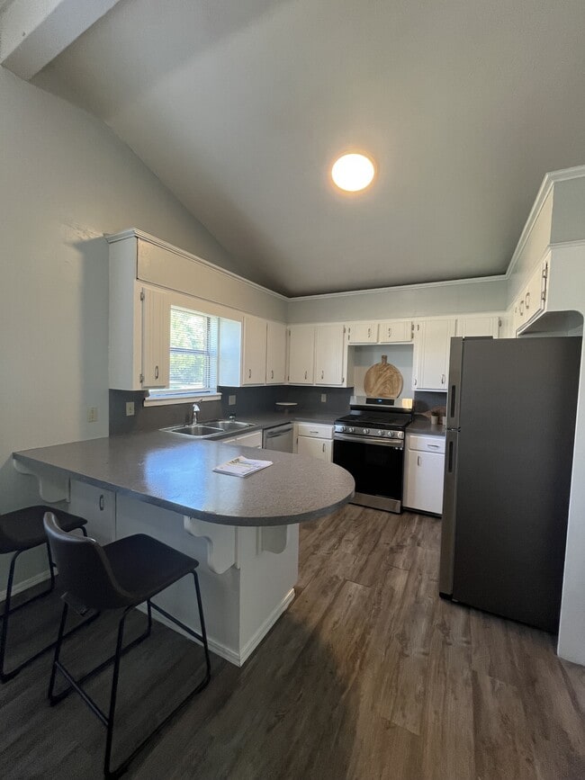 Photo - 4802 N Britton Dr