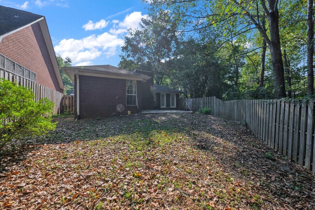 2101 Fox Ridge Rd