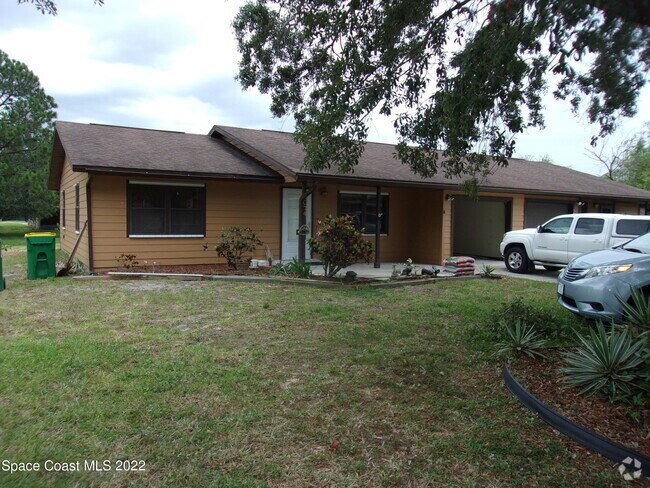 Building Photo - 3074 Sea Gate Cir Rental
