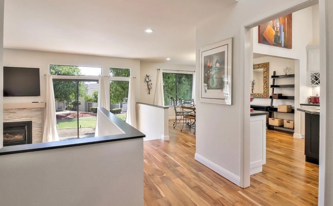 Photo - 3 bedroom townhome - Ridgemark