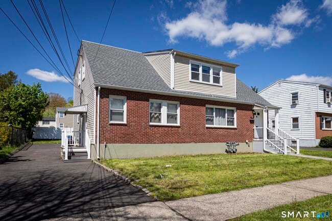 Building Photo - 117 Elizabeth Ann Dr