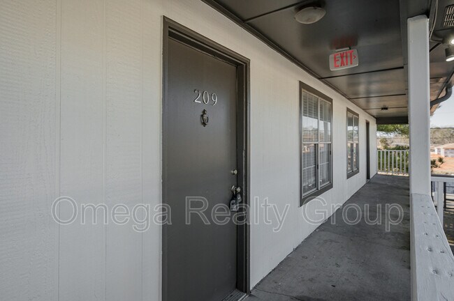 Photo - 3328 Meridian St N Unit Apt 209