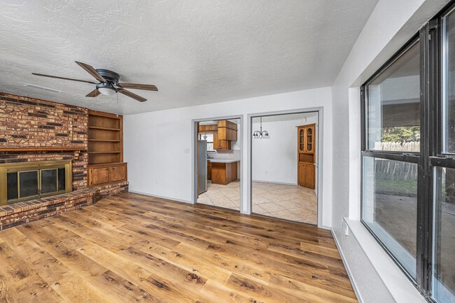 Photo - 2105 NW 54th St