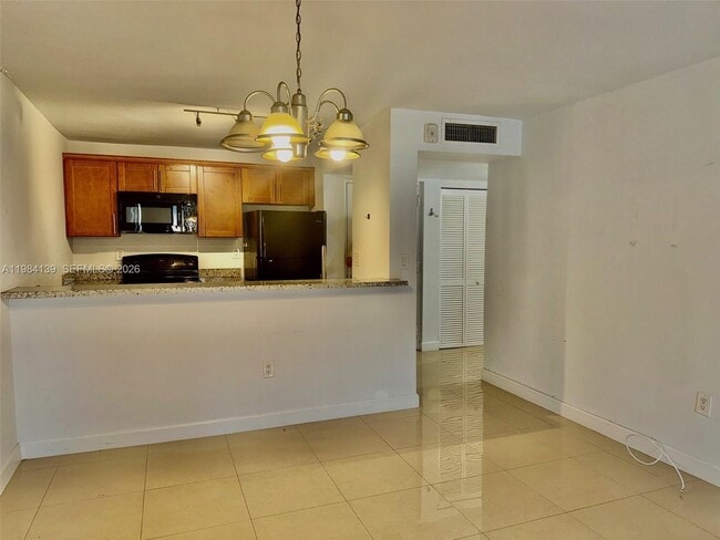 Photo - 10700 SW 108th Ave Unit C209