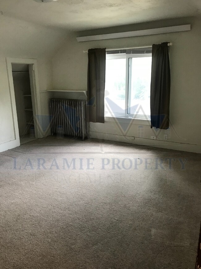 Photo - Studio Apartment