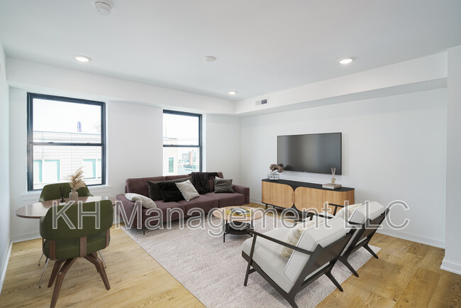 Photo - 630 Moore St Condo