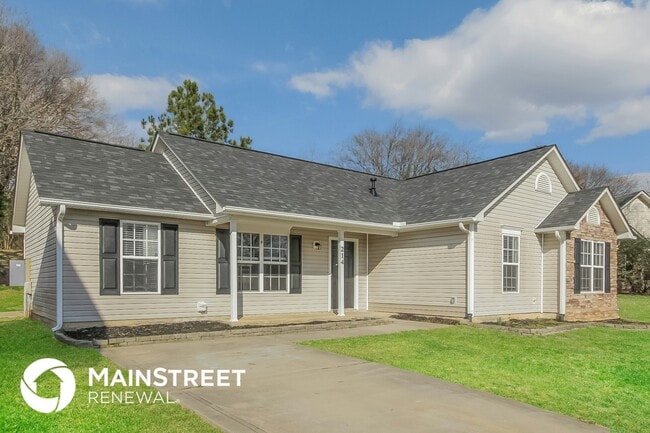 Photo - 214 Carrie Ct