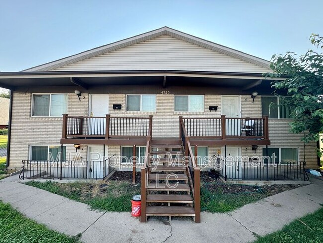Building Photo - 4735 S 1900 W Unit 4 Rental