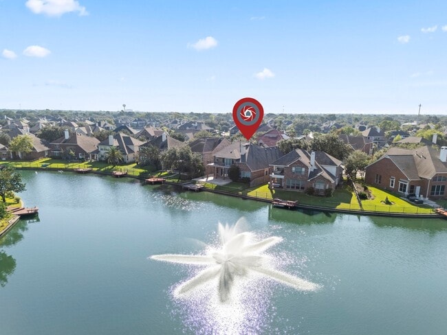 Photo - 10011 Lakeside Gables Dr