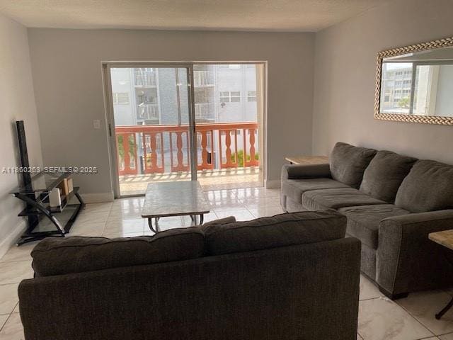 Building Photo - 215 SE 3rd Ave Unit 305A