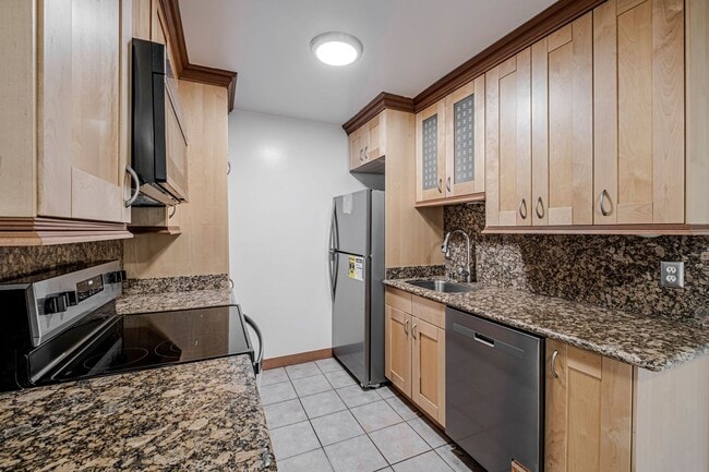 Photo - Freshly Updated, Upstairs Condo Unit for Rent Unit 4