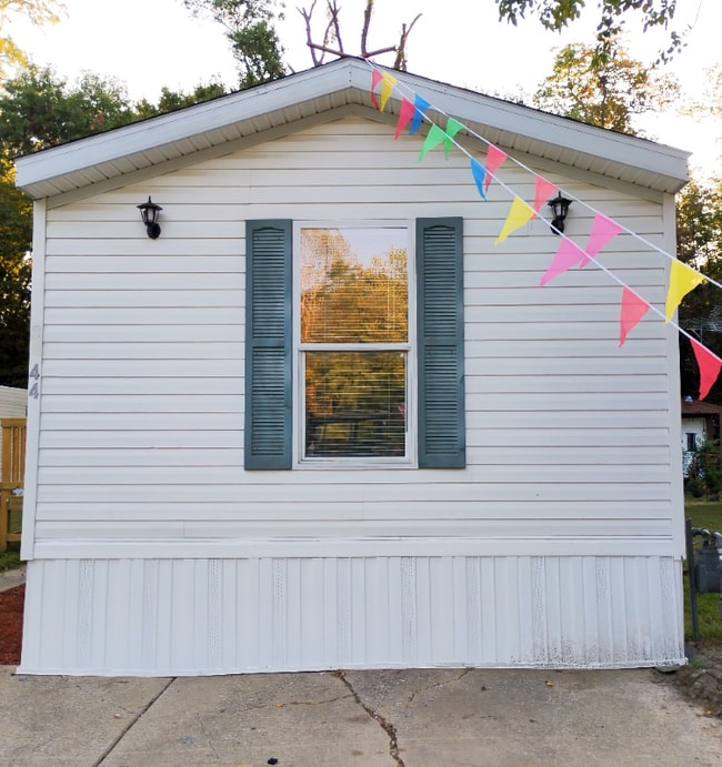 Photo - 44 Deerwood Park