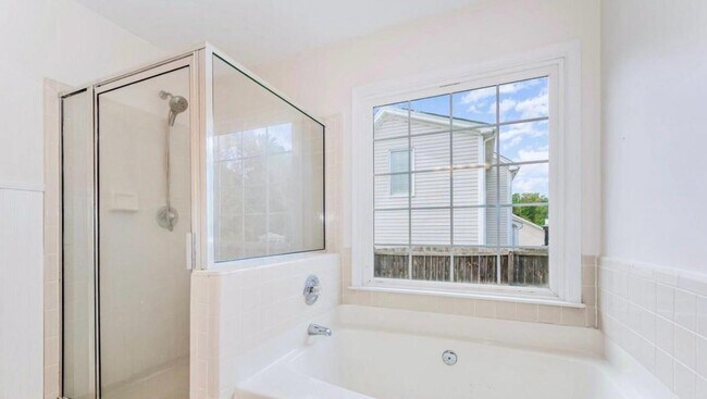 Photo - 4306 Wynborough Ln