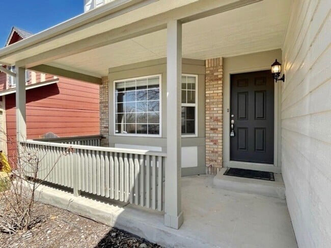 Photo - Two Story 4 Bed/2.5 Bath Home in Walking Distance to Cottonwood Park