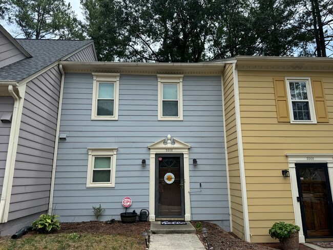 Adorable 3 Bedroom, 2 1/2 Bath Located in ... - Adorable 3 Bedroom, 2 1/2 Bath Located in ... Condo