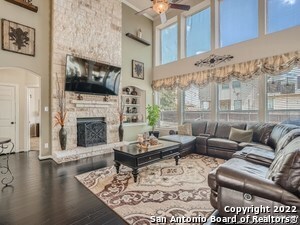 Photo - 1802 Laivita Mist