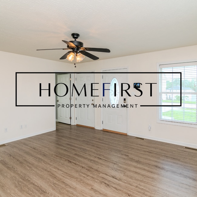 Photo - 112 Newport Ln