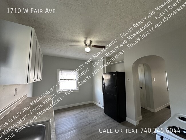 Photo - 1710 W Fair Ave