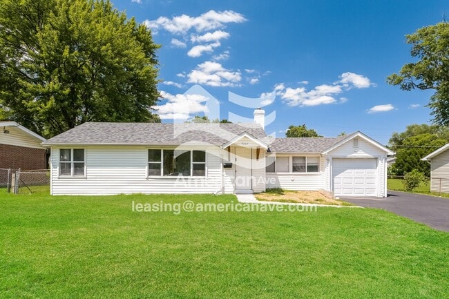 Photo - 9207 Bobb Ave