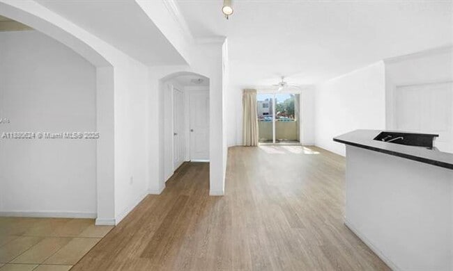 Photo - 9172 Collins Ave Unidad 9172 Collins Ave appt 212