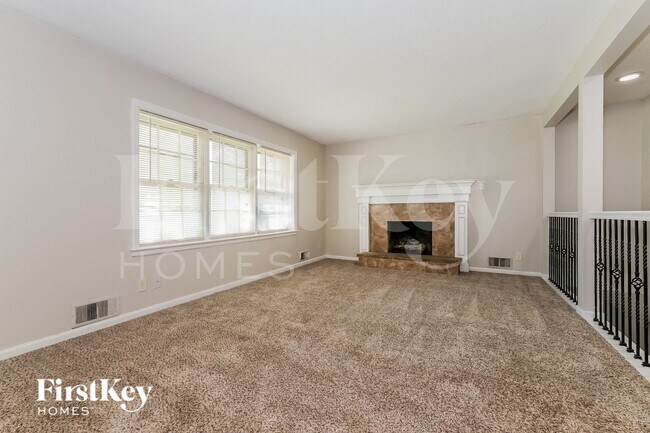 Photo - 10400 E 79 Terrace