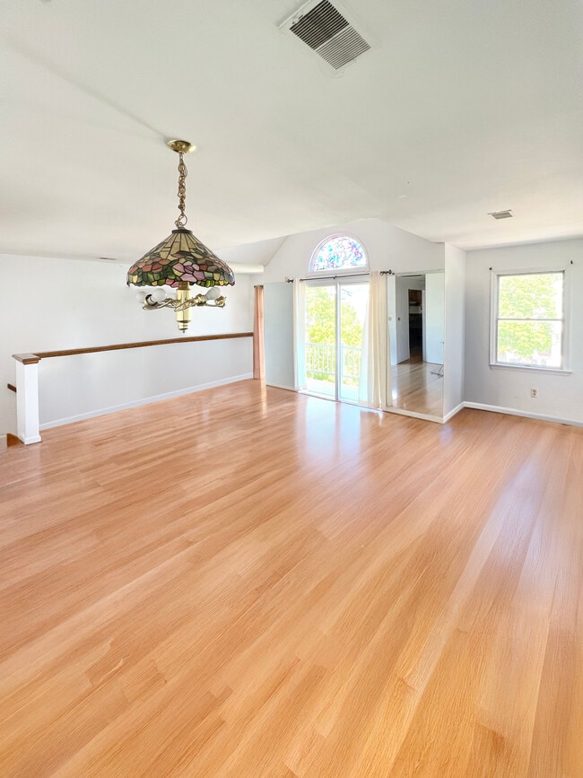 Photo - 85 Grieco Dr Unit 2