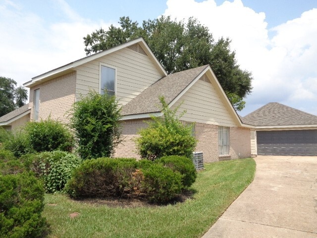 Photo - 14410 Muirfield Ln