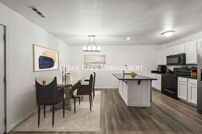Photo - 1290 Dove Loop Unit B