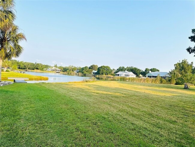 Photo - 4634 McIntosh Rd