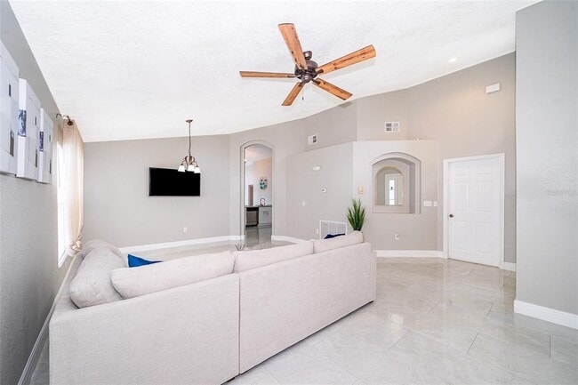 Photo - 207 Langham Dr