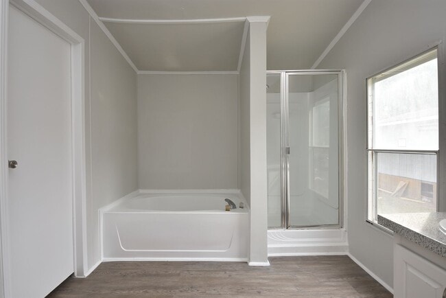 12573 Roy Harris Loop