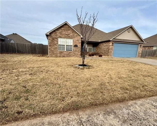 Photo - 630 Lasso Ln