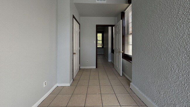 Photo - 363 E Chelten Ave Unit 2