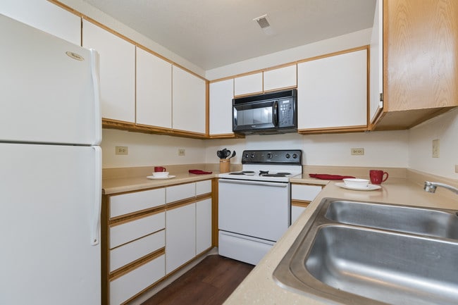 Tree Top Ridge Apartments