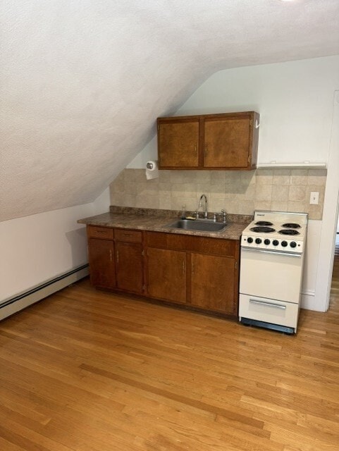 26 Wiswall St Unit 3FL