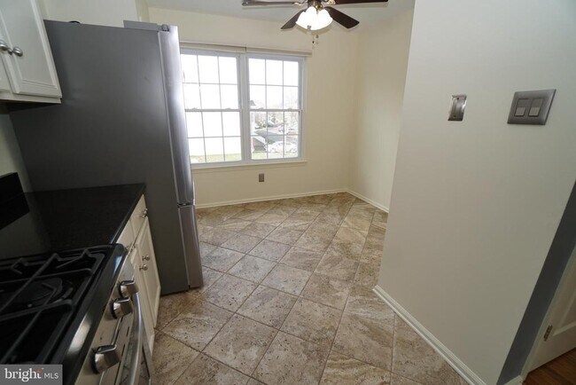 Photo - 2000 Harvard Dr