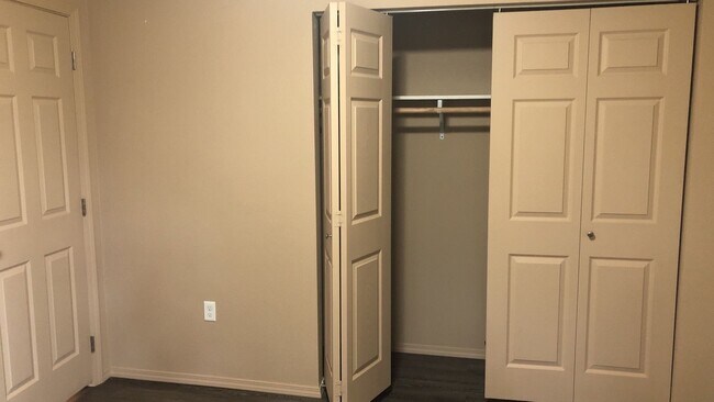 Photo - 221-223 NW Sunrise Dr. Unit 221