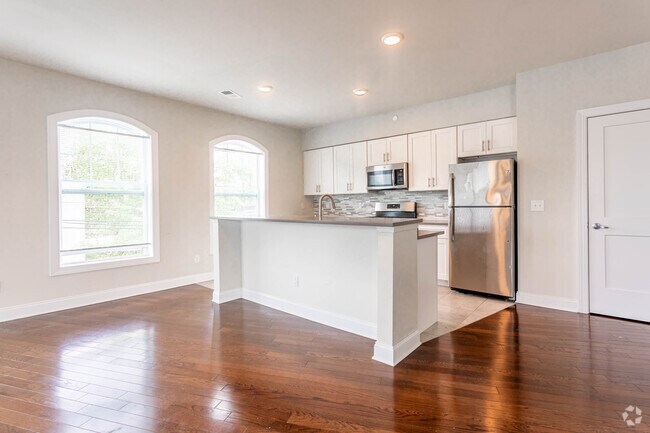 2BR, 3BA w/Study - 1,864SF - Kitchen - The Parker