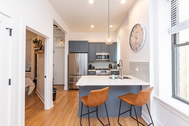 Photo - 3517 N Reta Ave Unit 2F