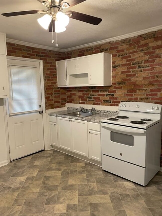 Photo - Quaint 2 Bedroom 1 Bath Home in Austell