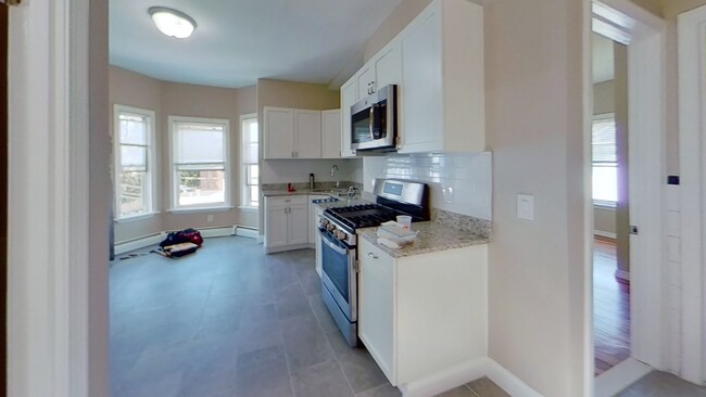 Building Photo - 119 George St Unit 3 Rental