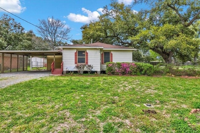 Photo - 3702 Travis Dr