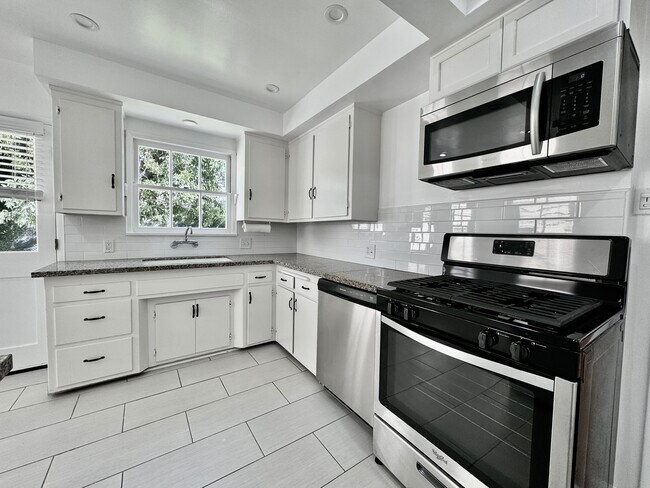 Photo - 4918 Haskell Ave