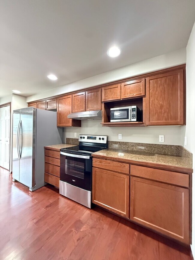Photo - Modern 3BR/2.5BTH Home For Rent in Prime Marysville Location