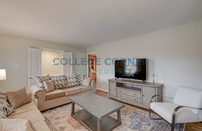 Photo - 809 Minorcas Rd Unit A - Listing