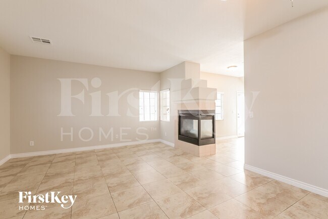 Photo - 2465 Belt Buckley Dr